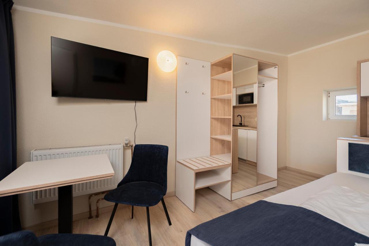 Aparthotel Stralsund Studios Und Apartments Exteriör bild