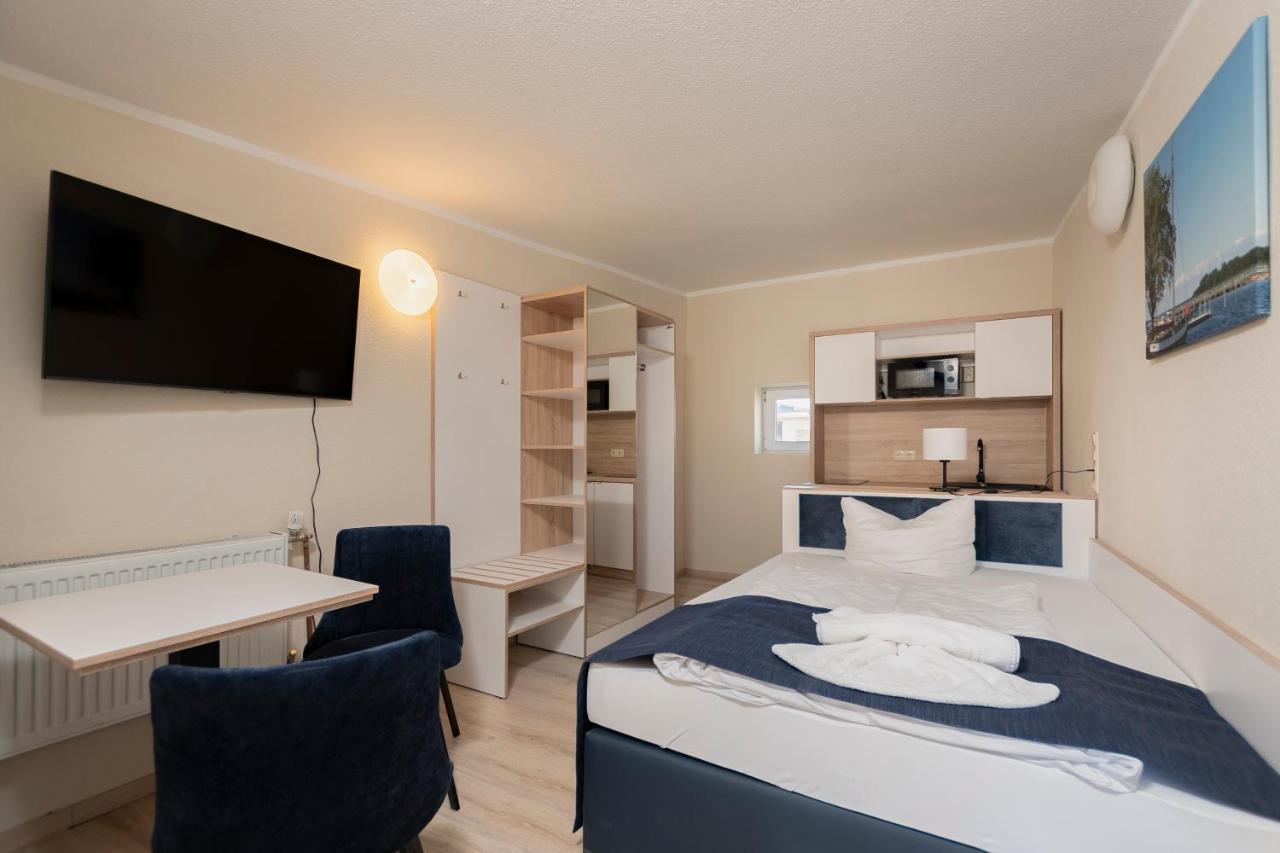 Aparthotel Stralsund Studios Und Apartments Exteriör bild