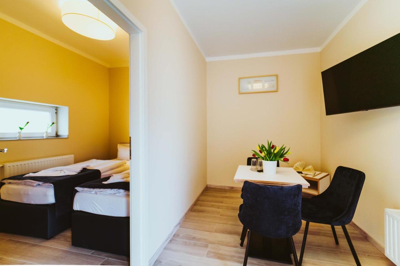 Aparthotel Stralsund Studios Und Apartments Exteriör bild